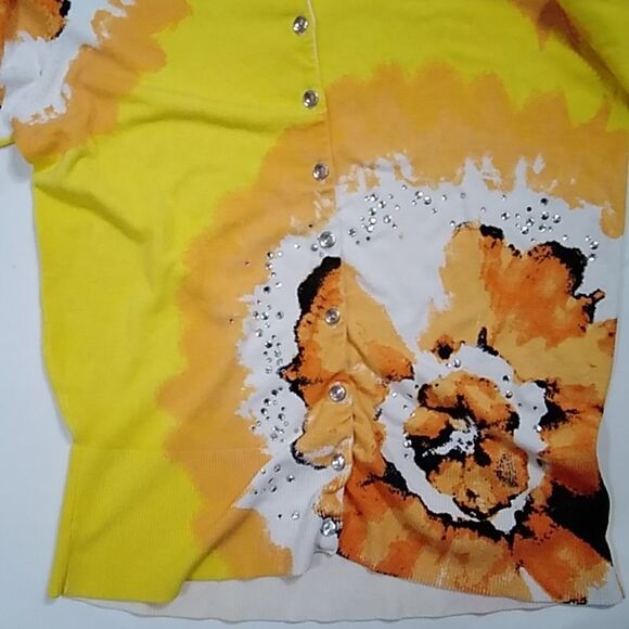Nue Options Sunshine Yellow Floral Women Sweater Size L - Picture 12 of 16